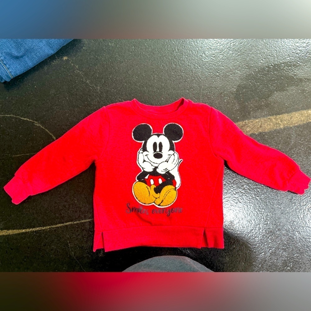 Disney Junior Red Mickey Mouse Sweatshirt Pullover Toddler Sz 3T